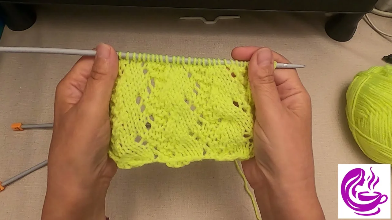 Point insolite au tricot — laine No 1 vert chartreuse ref 210